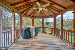 1702 Landon Hill Rd, Vienna, VA 22182 - Photo 77