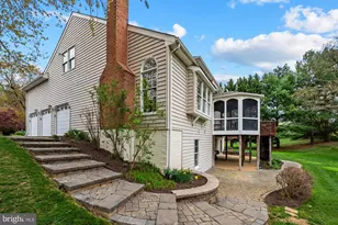 1702 Landon Hill Rd, Vienna, VA 22182 - Photo 97