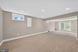 1702 Landon Hill Rd, Vienna, VA 22182 - Photo 5