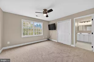 1702 Landon Hill Rd, Vienna, VA 22182 - Photo 49