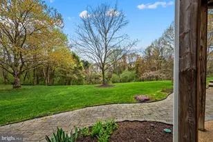 1702 Landon Hill Rd, Vienna, VA 22182 - Photo 91