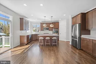 8112 Wingfield Pl, Alexandria, VA 22308 - Photo 19