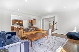 8112 Wingfield Pl, Alexandria, VA 22308 - Photo 25