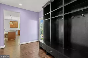 8112 Wingfield Pl, Alexandria, VA 22308 - Photo 11