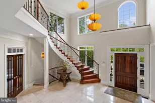 9111 Dara Ln, Great Falls, VA 22066 - Photo 9