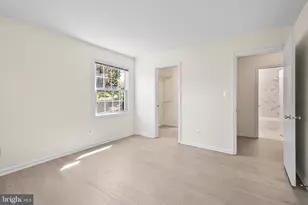 8229 Kings Charter Ln, Springfield, VA 22152 - Photo 19