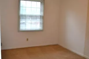 8256 Carrleigh Pkwy, Springfield, VA 22152 - Photo 23