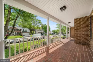 13910 Stonefield Ln, Clifton, VA 20124 - Photo 3