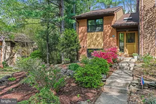 11334 Headlands Ct, Reston, VA 20191 - Photo 3