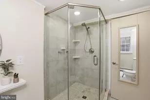 3917 Malcolm Ct, Annandale, VA 22003 - Photo 25