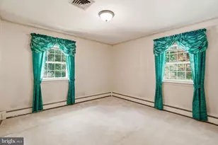 3917 Malcolm Ct, Annandale, VA 22003 - Photo 15