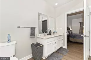 12865 Mosaic Pk Wy, Herndon, VA 20171 - Photo 25