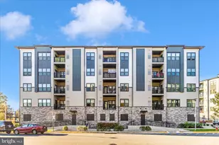 12865 Mosaic Pk Wy, Herndon, VA 20171 - Photo 1