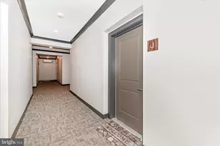 12865 Mosaic Pk Wy, Herndon, VA 20171 - Photo 3