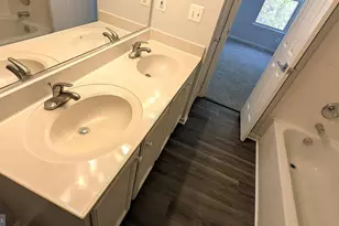 2593 James Madison Cir, Herndon, VA 20171 - Photo 29