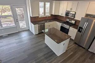 2593 James Madison Cir, Herndon, VA 20171 - Photo 19