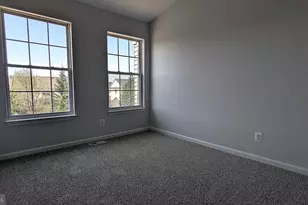 2593 James Madison Cir, Herndon, VA 20171 - Photo 35