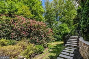 1239 Daleview Dr, McLean, VA 22102 - Photo 49