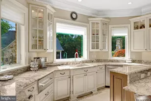 1239 Daleview Dr, McLean, VA 22102 - Photo 15