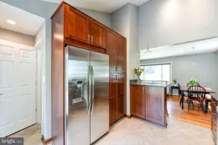 6429 Maplewood Dr, Falls Church, VA 22041 - Photo 5