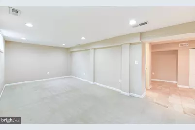 6429 Maplewood Drive, Falls Church, VA 22041 - Photo 15