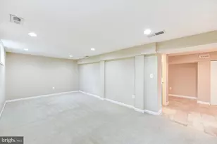 6429 Maplewood Dr, Falls Church, VA 22041 - Photo 15