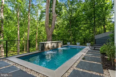 825 Whann Avenue, McLean, VA 22101 - Photo 3