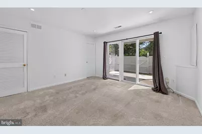 12054 Edgemere Circle, Reston, VA 20190 - Photo 7