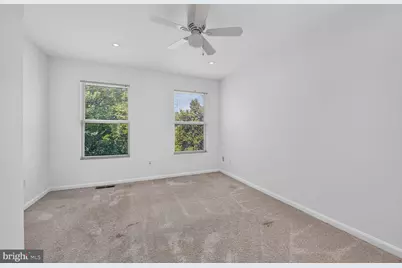 12054 Edgemere Circle, Reston, VA 20190 - Photo 17