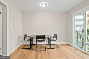 9606 Scotch Haven Dr, Vienna, VA 22181 - Photo 13