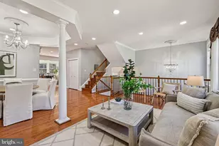 12915 Starters Ln, Fairfax, VA 22033 - Photo 3