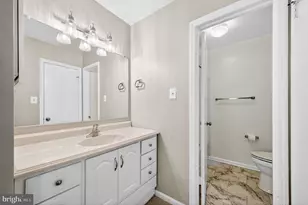 2846 Yarling Ct, Falls Church, VA 22042 - Photo 17