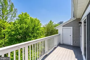 2846 Yarling Ct, Falls Church, VA 22042 - Photo 13