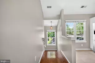 2846 Yarling Ct, Falls Church, VA 22042 - Photo 3