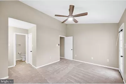 2846 Yarling Court #2846, Falls Church, VA 22042 - Photo 15
