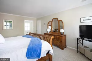 8306 Crown Court Rd, Alexandria, VA 22308 - Photo 33