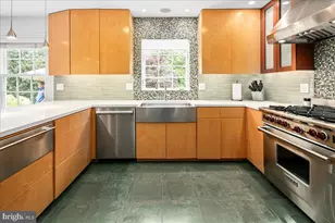9352 Mt Vernon Cir, Alexandria, VA 22309 - Photo 17