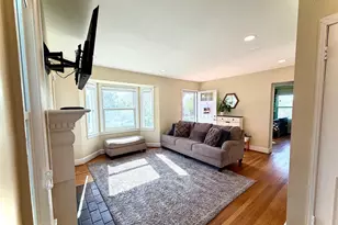 2916 Meadow Ln, Falls Church, VA 22042 - Photo 3