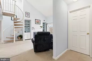 6060 Essex House Square, Alexandria, VA 22310 - Photo 7