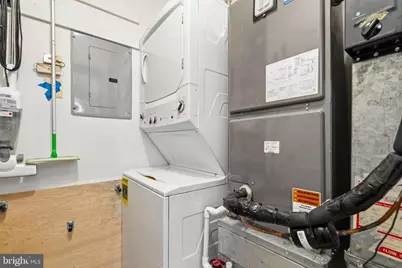 6060 Essex House Square, Alexandria, VA 22310 - Photo 17