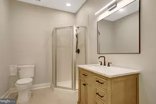 8713 Oak Leaf Dr, Alexandria, VA 22309 - Photo 37