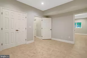 8713 Oak Leaf Dr, Alexandria, VA 22309 - Photo 35