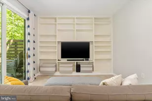 12108 Quorn Ln, Reston, VA 20191 - Photo 19