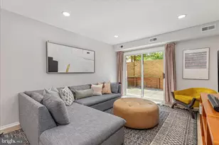 12108 Quorn Ln, Reston, VA 20191 - Photo 9