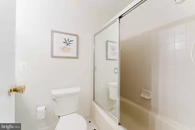 8608 Queen Elizabeth Boulevard, Annandale, VA 22003 - Photo 27