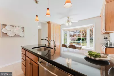 8608 Queen Elizabeth Boulevard, Annandale, VA 22003 - Photo 17