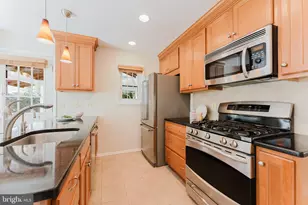 8608 Queen Elizabeth Blvd, Annandale, VA 22003 - Photo 15