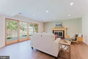 8608 Queen Elizabeth Blvd, Annandale, VA 22003 - Photo 37