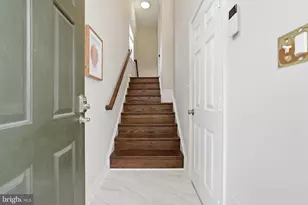 2167 Capstone Cir, Herndon, VA 20170 - Photo 5