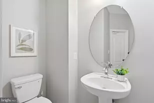 2167 Capstone Cir, Herndon, VA 20170 - Photo 33